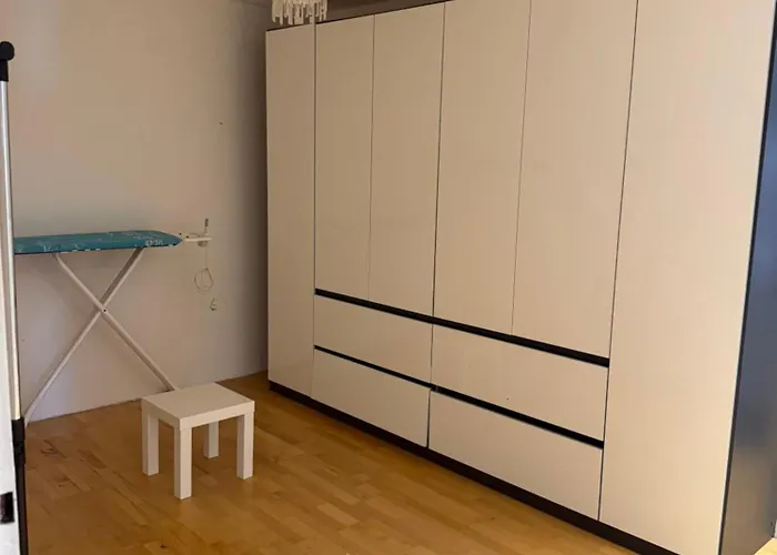 Lägenhet Gepflegtes Einfamilien Haus