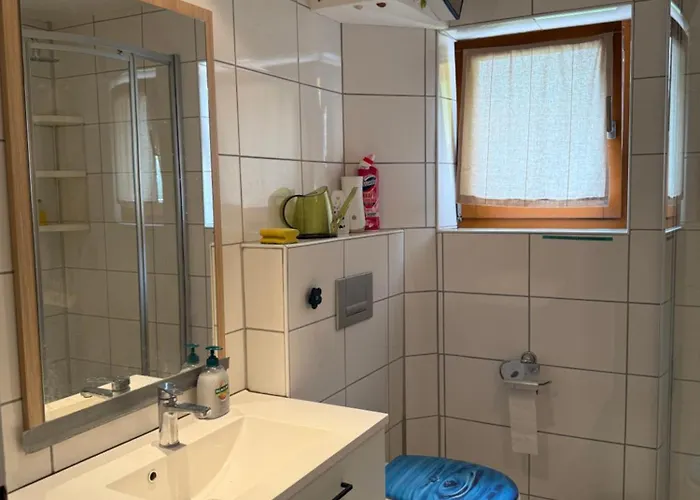 Lägenhet Gepflegtes Einfamilien Haus